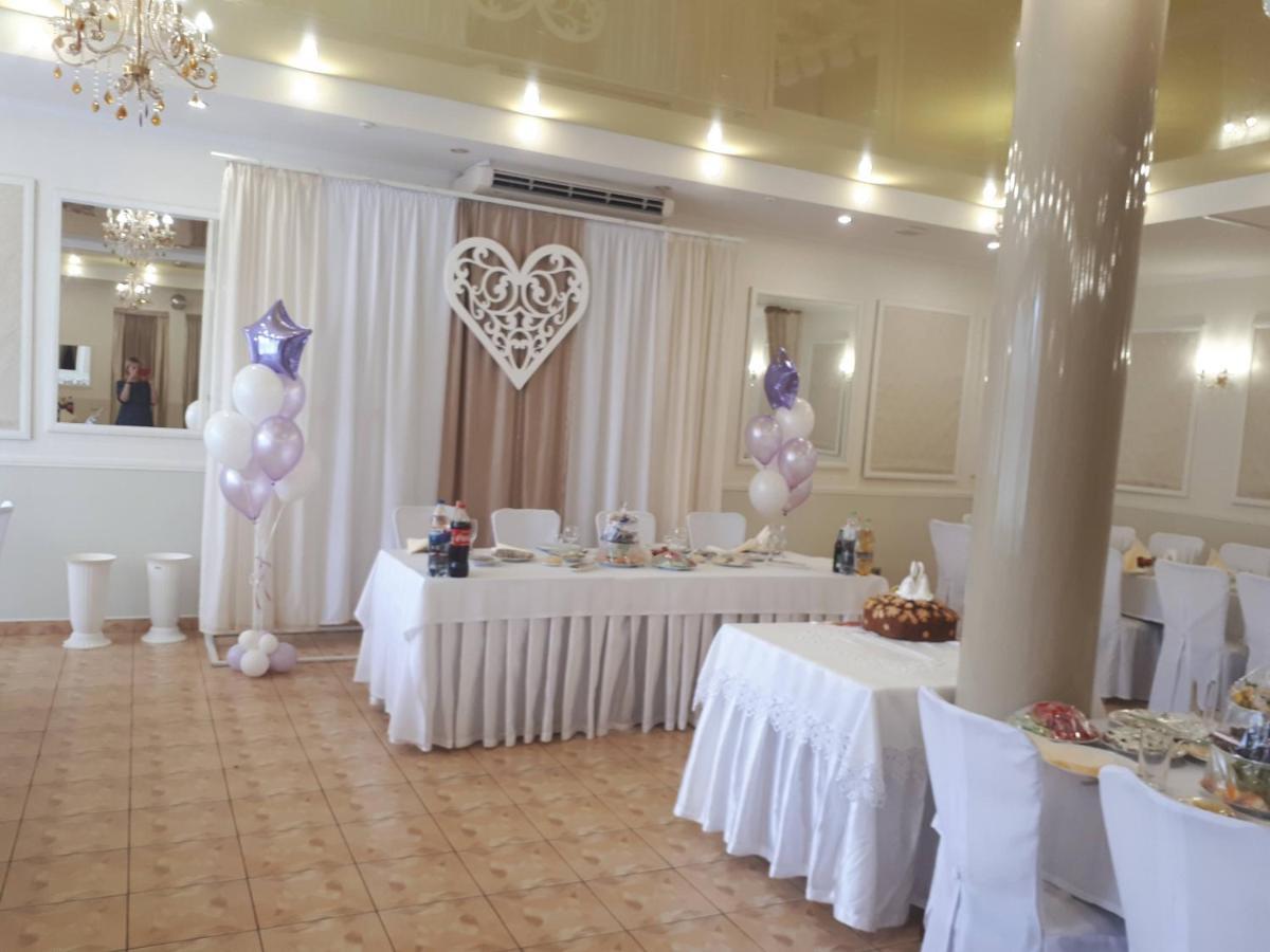 Готель "У Свата" Гришківці Бердичівський Р-Н Hryshkivtsi Bagian luar foto