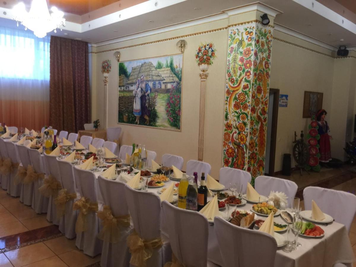 Готель "У Свата" Гришківці Бердичівський Р-Н Hryshkivtsi Bagian luar foto